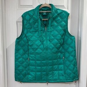 Rabe Quilted Zipped Gilet. Green
